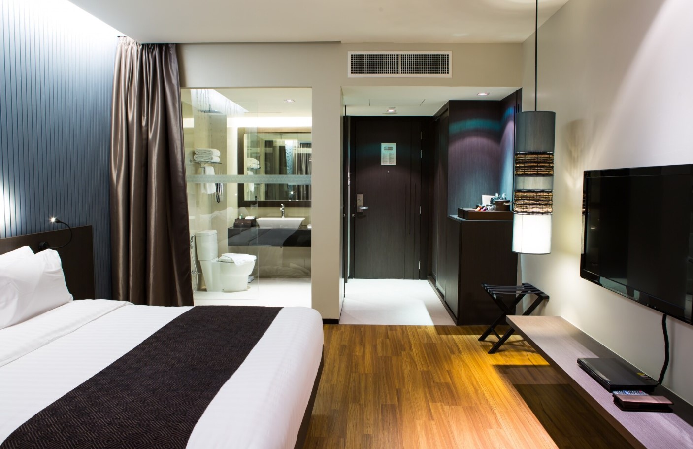 business-class-suite